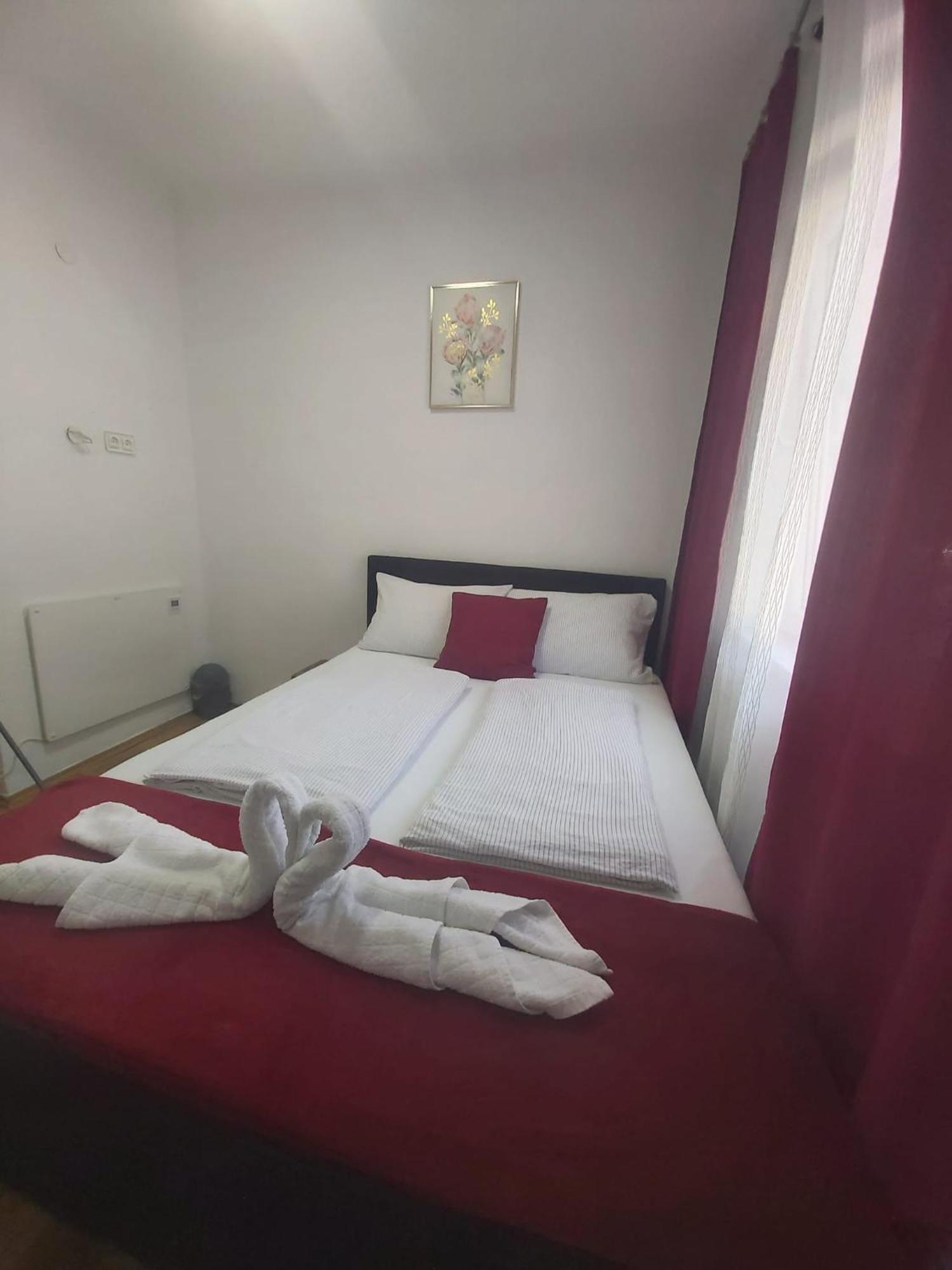 Panda Rooms Maribor Ngoại thất bức ảnh