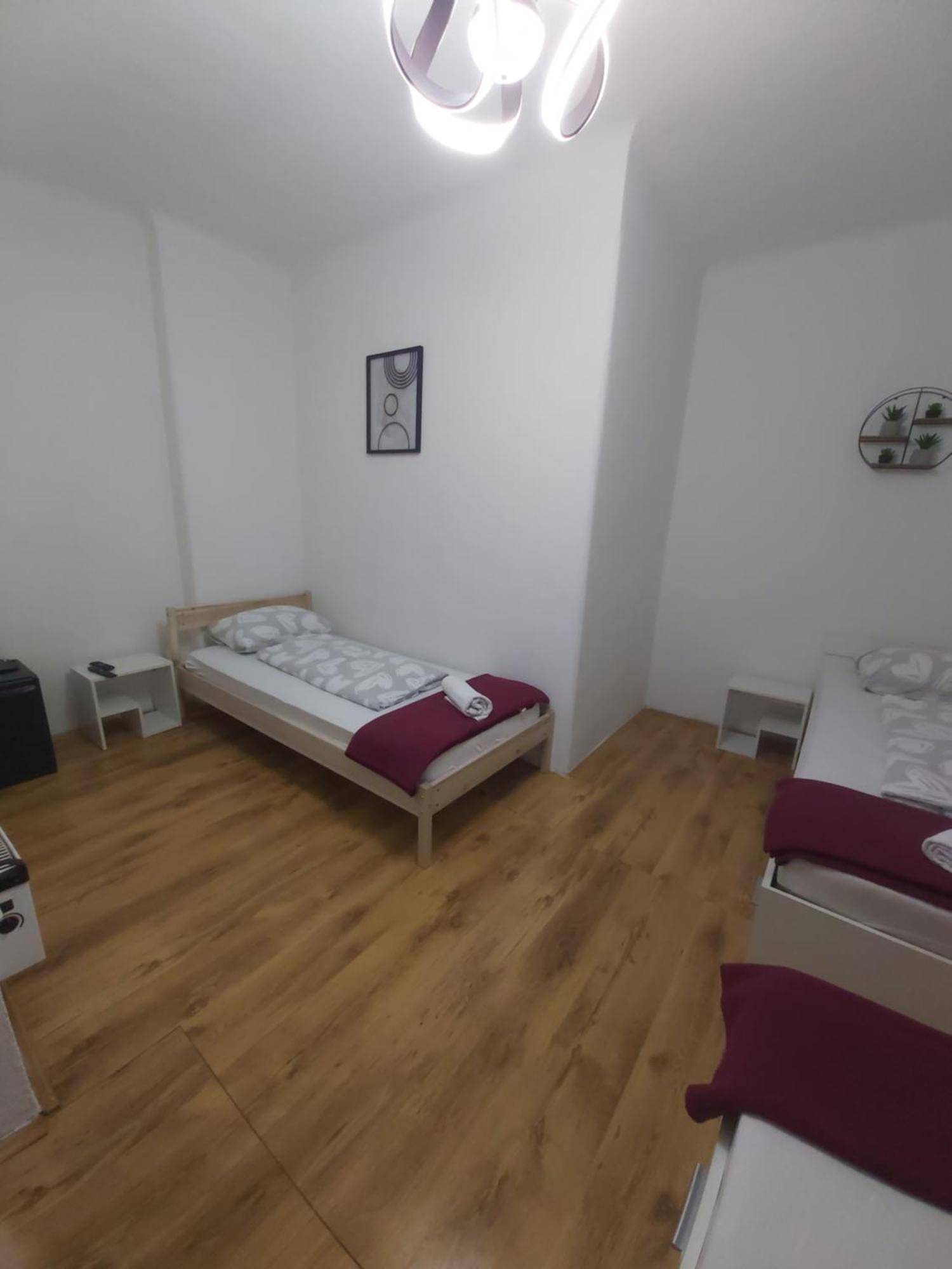 Panda Rooms Maribor Ngoại thất bức ảnh