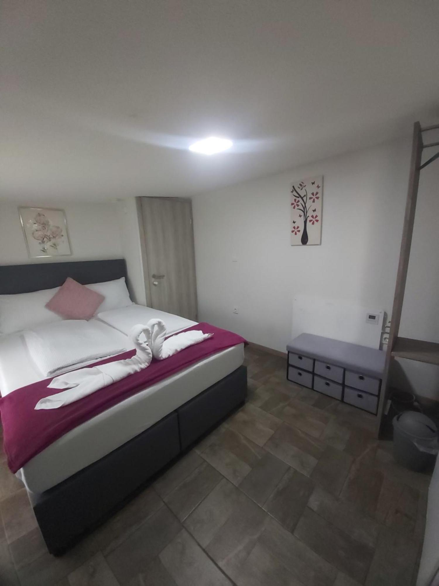 Panda Rooms Maribor Ngoại thất bức ảnh