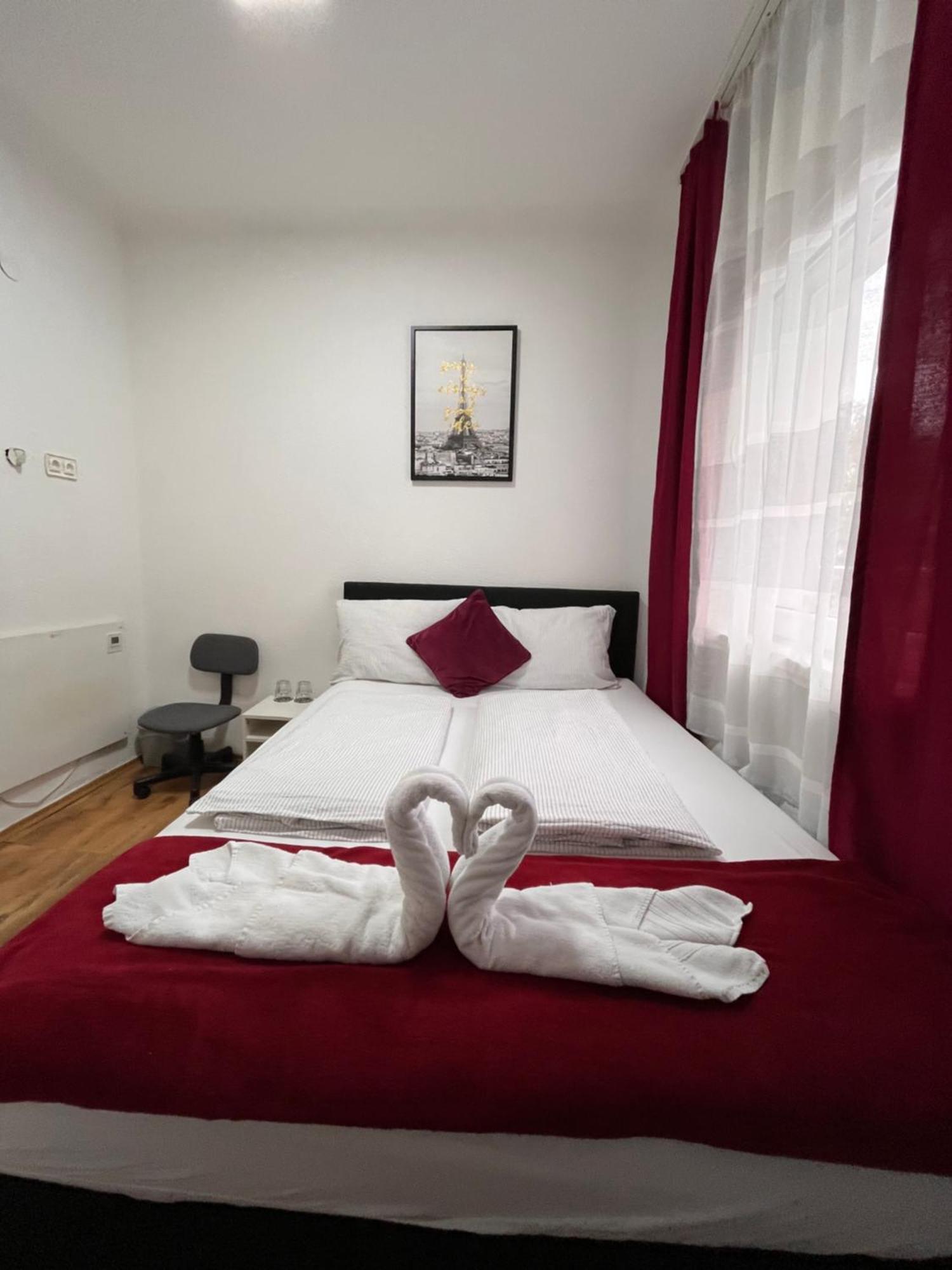 Panda Rooms Maribor Ngoại thất bức ảnh