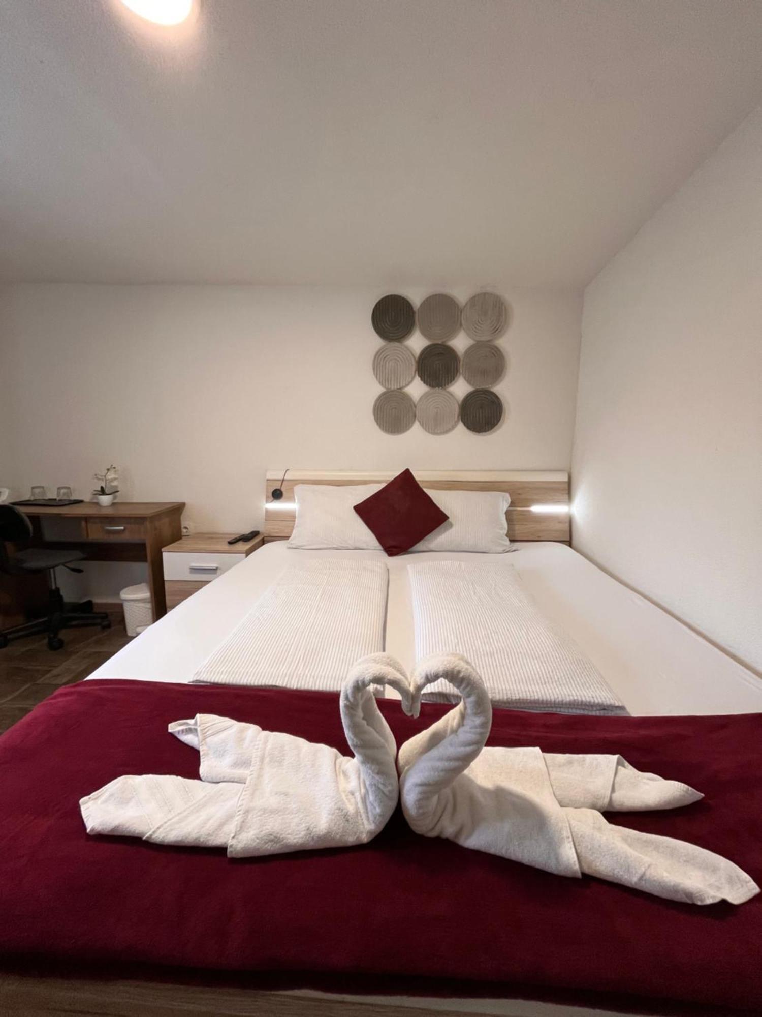 Panda Rooms Maribor Ngoại thất bức ảnh
